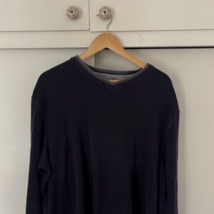 Classic Black V-Neck Long Sleeve Top